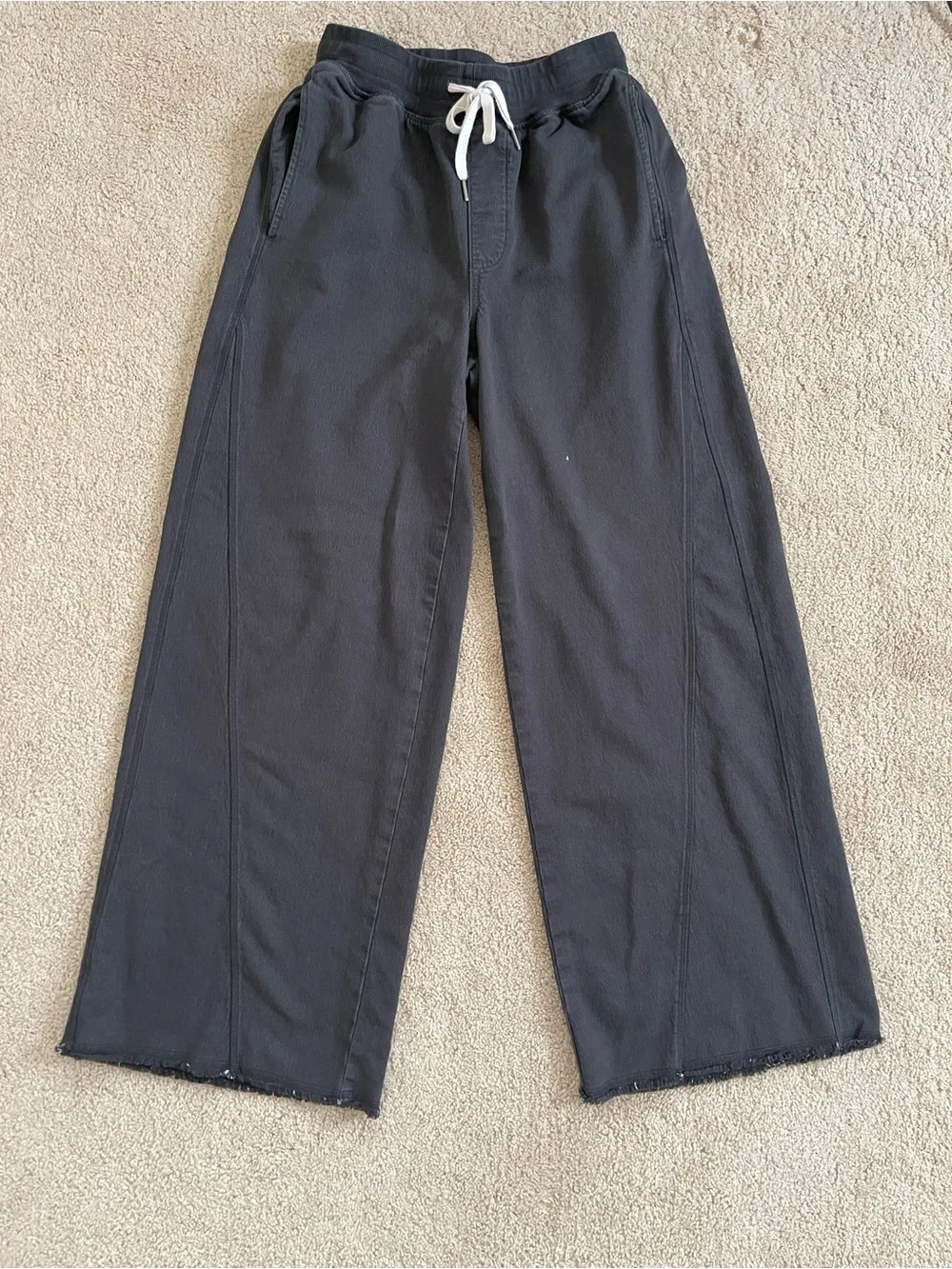 Aerie soft landing trousers in smoked grey, size small LONG length